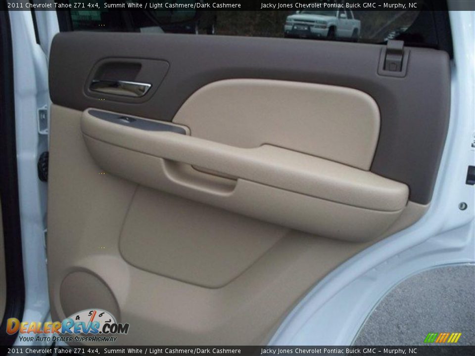 2011 Chevrolet Tahoe Z71 4x4 Summit White / Light Cashmere/Dark Cashmere Photo #13