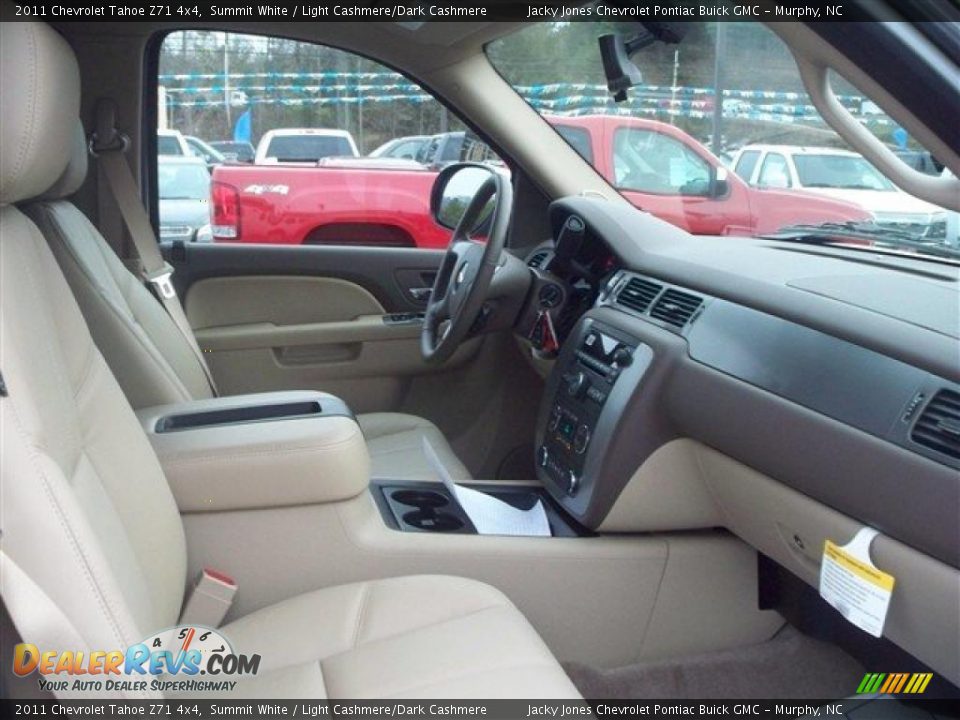 2011 Chevrolet Tahoe Z71 4x4 Summit White / Light Cashmere/Dark Cashmere Photo #17