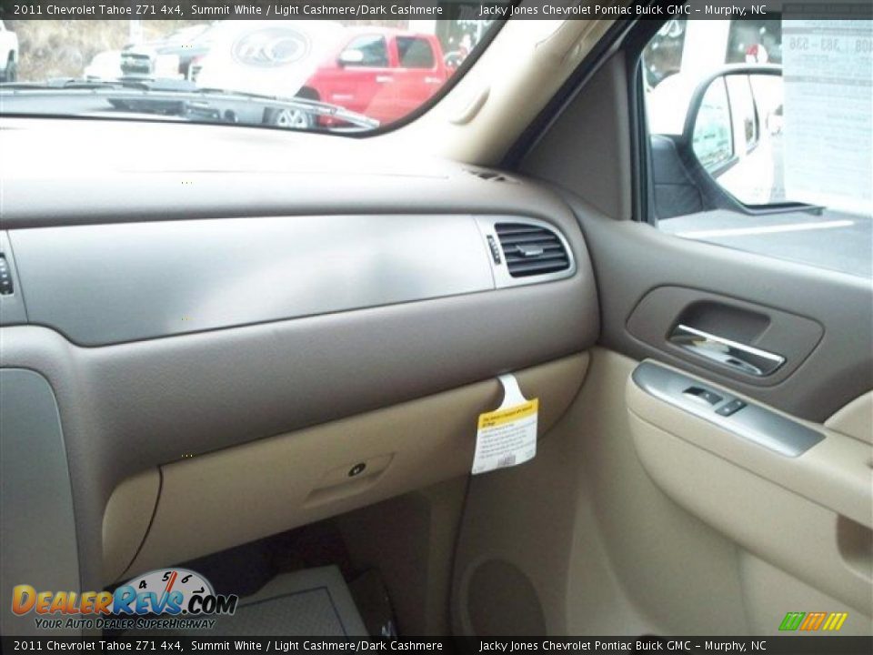 2011 Chevrolet Tahoe Z71 4x4 Summit White / Light Cashmere/Dark Cashmere Photo #21