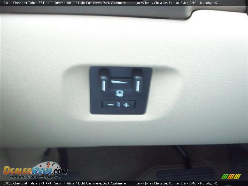 2011 Chevrolet Tahoe Z71 4x4 Summit White / Light Cashmere/Dark Cashmere Photo #25