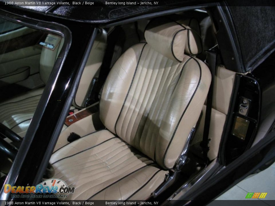 Front Seat of 1988 Aston Martin V8 Vantage Volante Photo #5