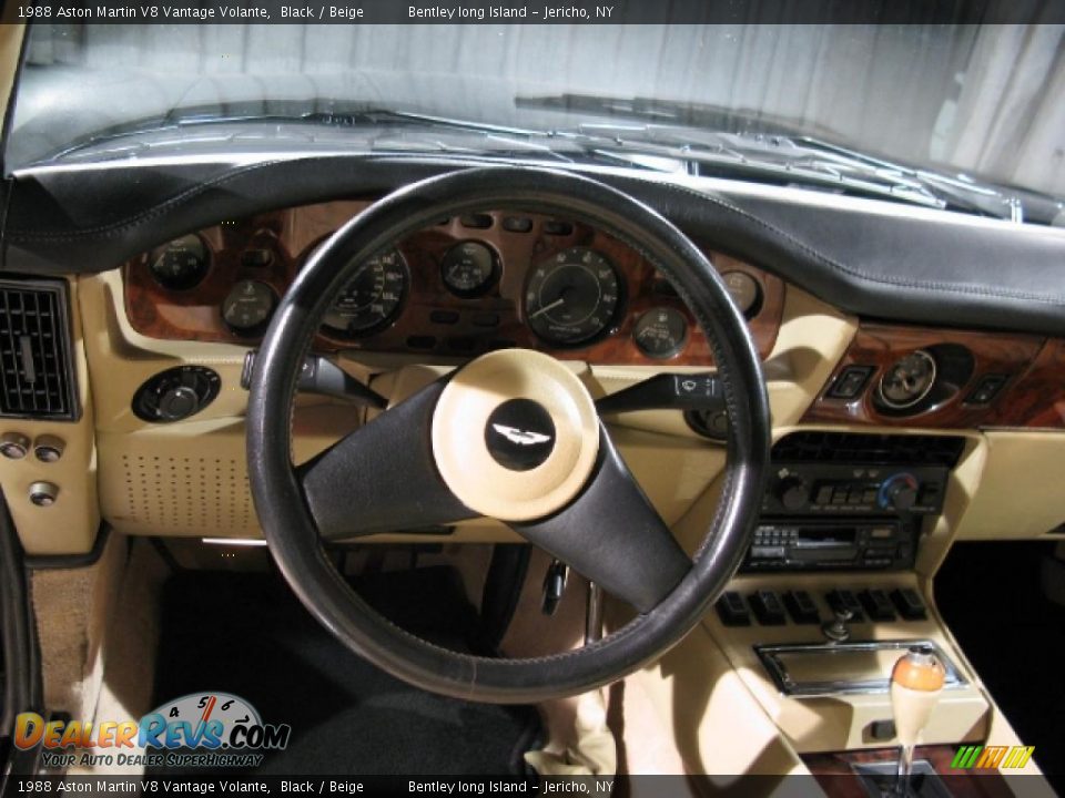 1988 Aston Martin V8 Vantage Volante Steering Wheel Photo #7