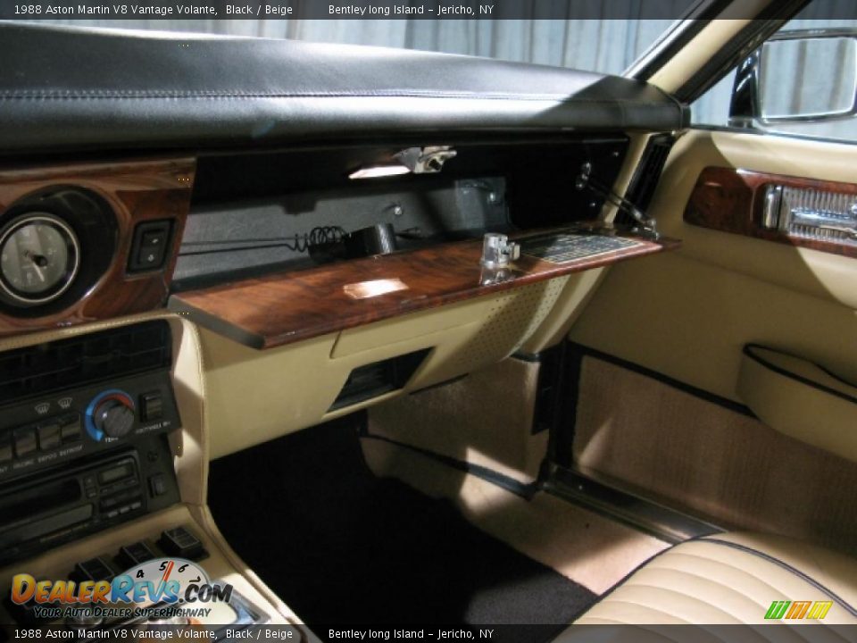 1988 Aston Martin V8 Vantage Volante Black / Beige Photo #11