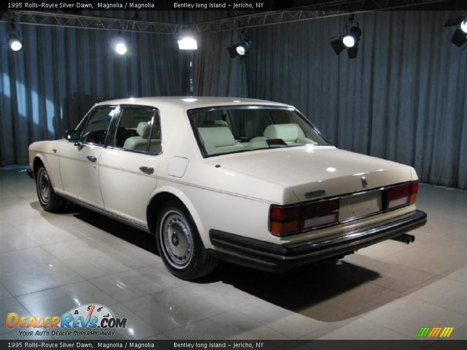 1995 Rolls-Royce Silver Dawn Magnolia / Magnolia Photo #2