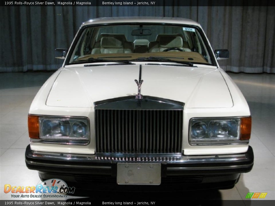 1995 Rolls-Royce Silver Dawn Magnolia / Magnolia Photo #4