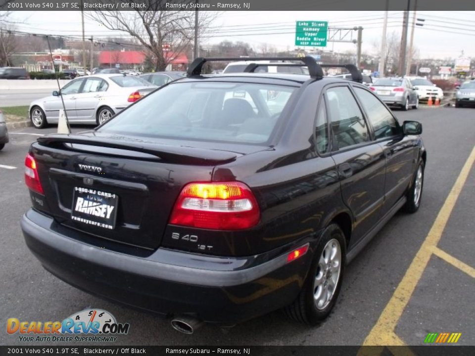 2001 Volvo S40 1.9T SE Blackberry / Off Black Photo #5