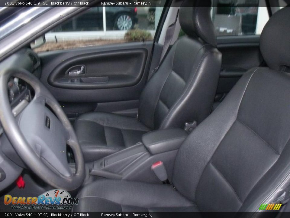 Off Black Interior - 2001 Volvo S40 1.9T SE Photo #9