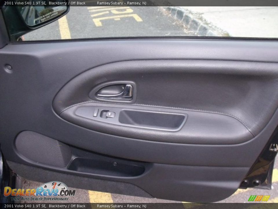 Door Panel of 2001 Volvo S40 1.9T SE Photo #13