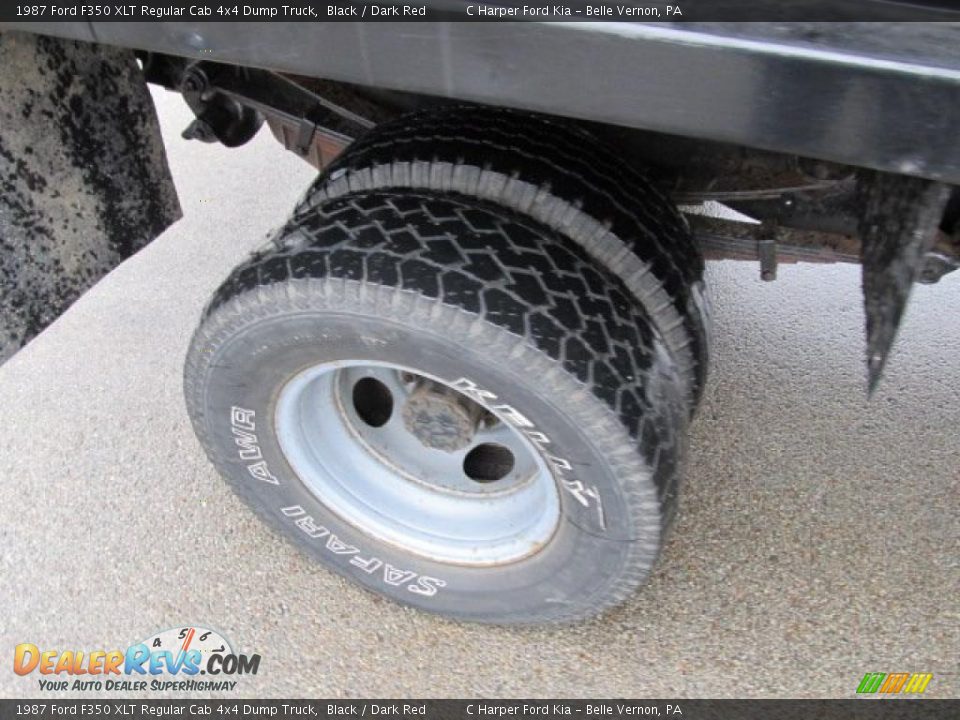1987 Ford F350 XLT Regular Cab 4x4 Dump Truck Black / Dark Red Photo #3
