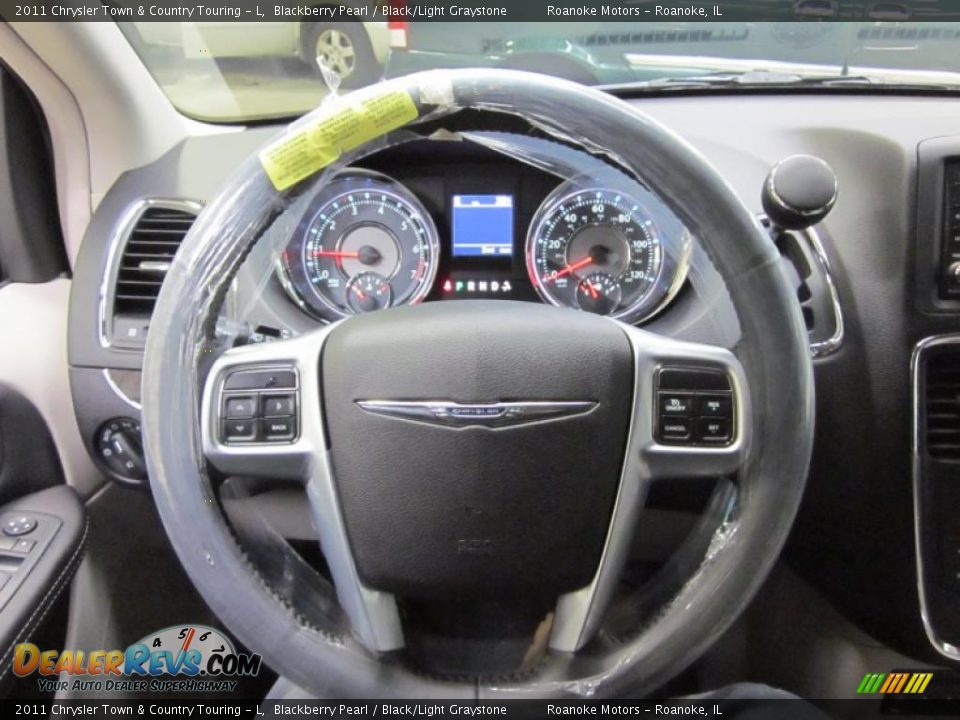 2011 Chrysler Town & Country Touring - L Steering Wheel Photo #13