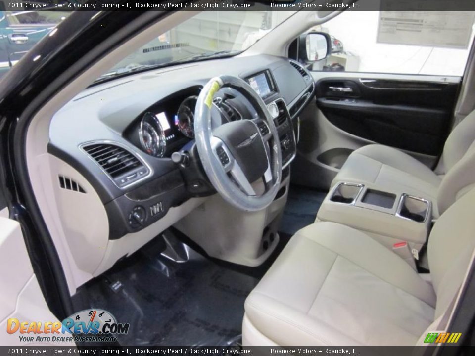 Black/Light Graystone Interior - 2011 Chrysler Town & Country Touring - L Photo #15