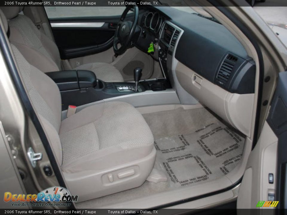 Taupe Interior 2006 Toyota 4runner Sr5 Photo 16