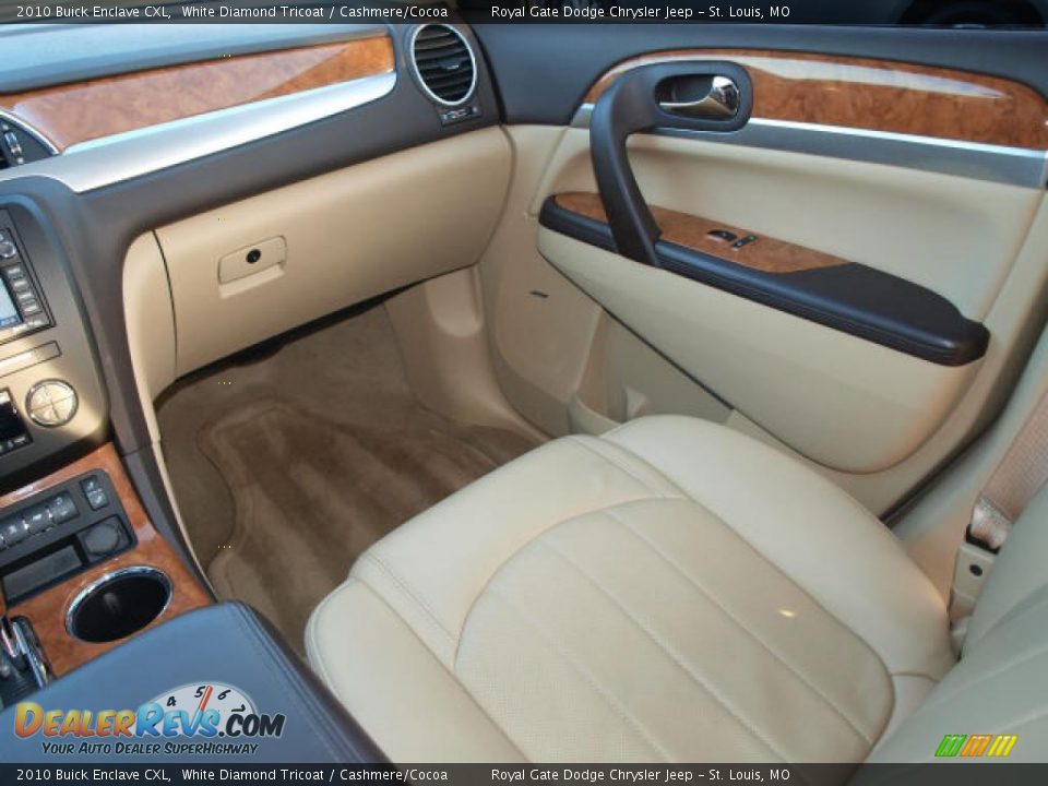 Cashmere/Cocoa Interior - 2010 Buick Enclave CXL Photo #13