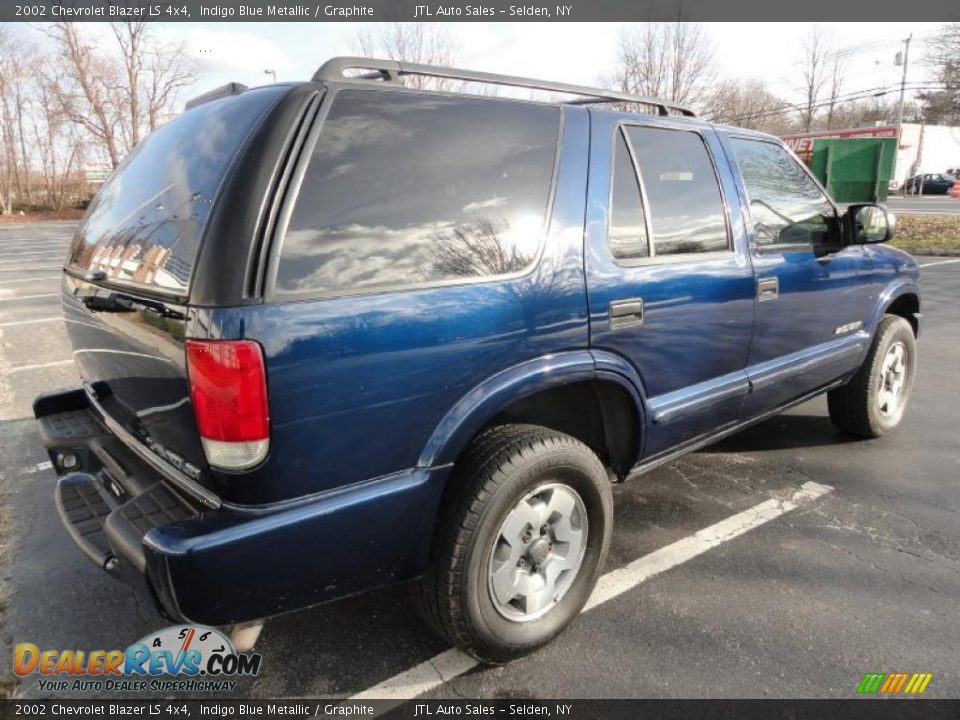 2002 Chevrolet Blazer LS 4x4 Indigo Blue Metallic / Graphite Photo #5
