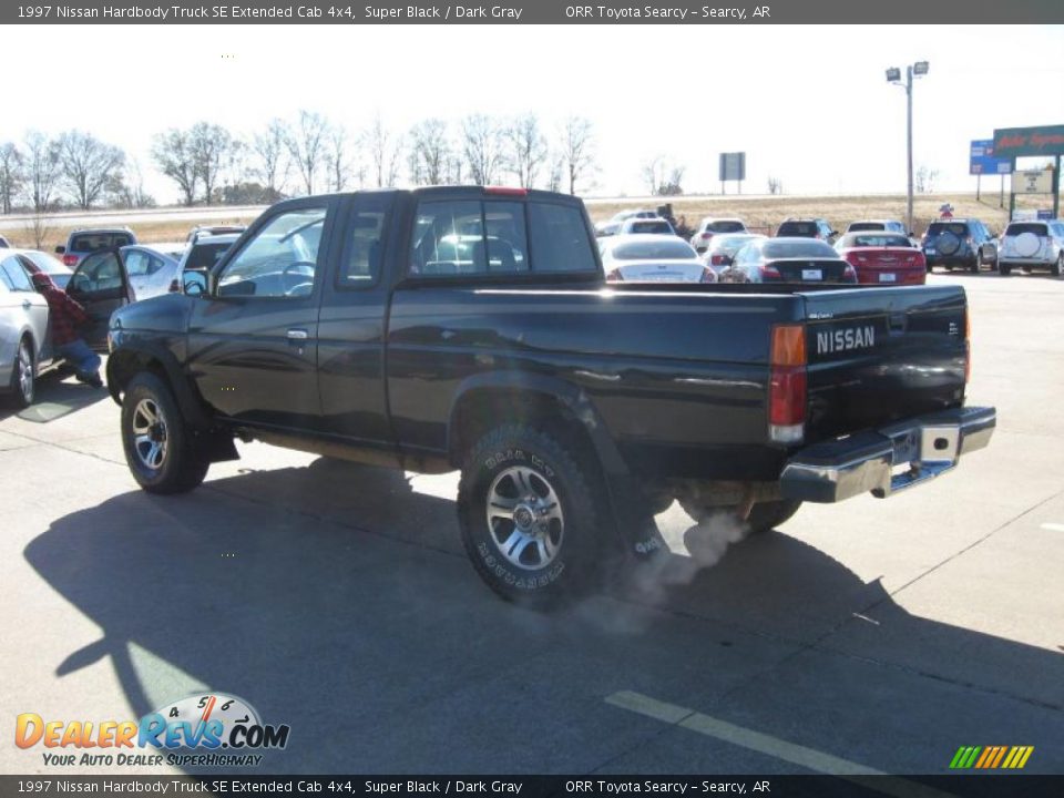 1997 Nissan Hardbody Truck SE Extended Cab 4x4 Super Black / Dark Gray Photo #5