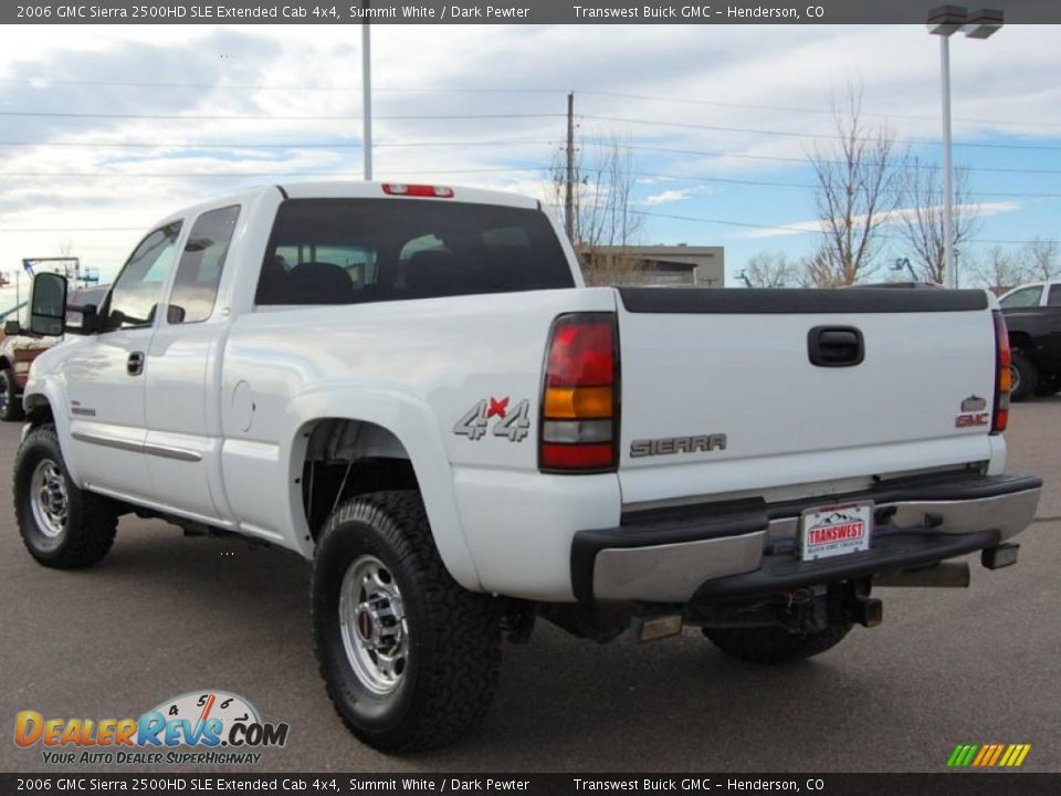 2006 GMC Sierra 2500HD SLE Extended Cab 4x4 Summit White / Dark Pewter Photo #5