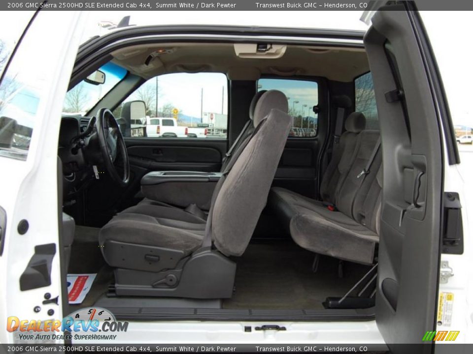 Dark Pewter Interior - 2006 GMC Sierra 2500HD SLE Extended Cab 4x4 Photo #9