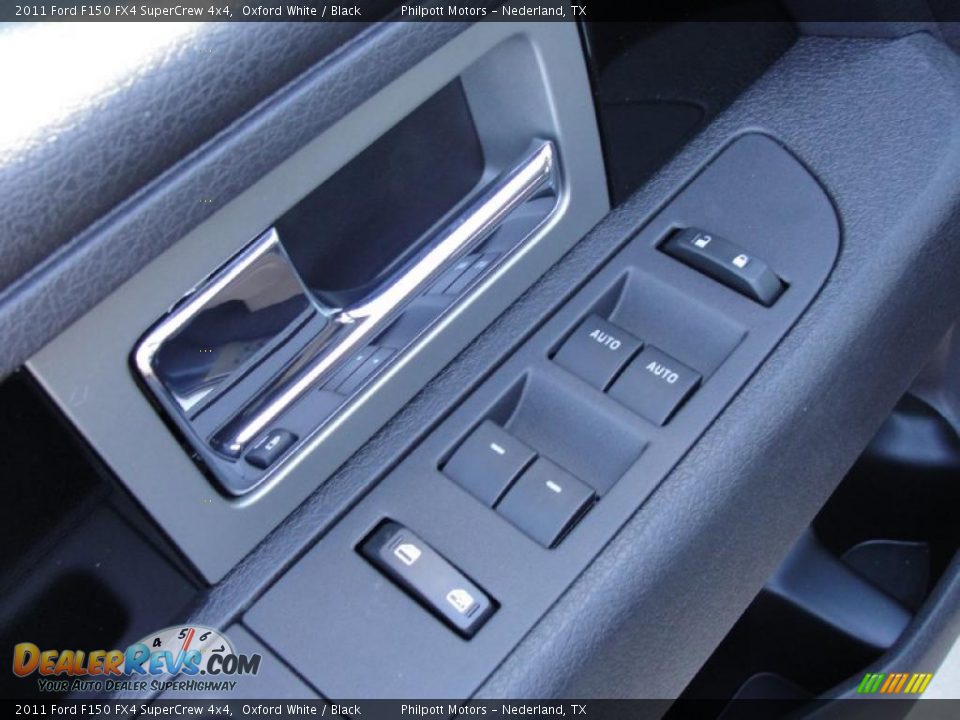 Controls of 2011 Ford F150 FX4 SuperCrew 4x4 Photo #22