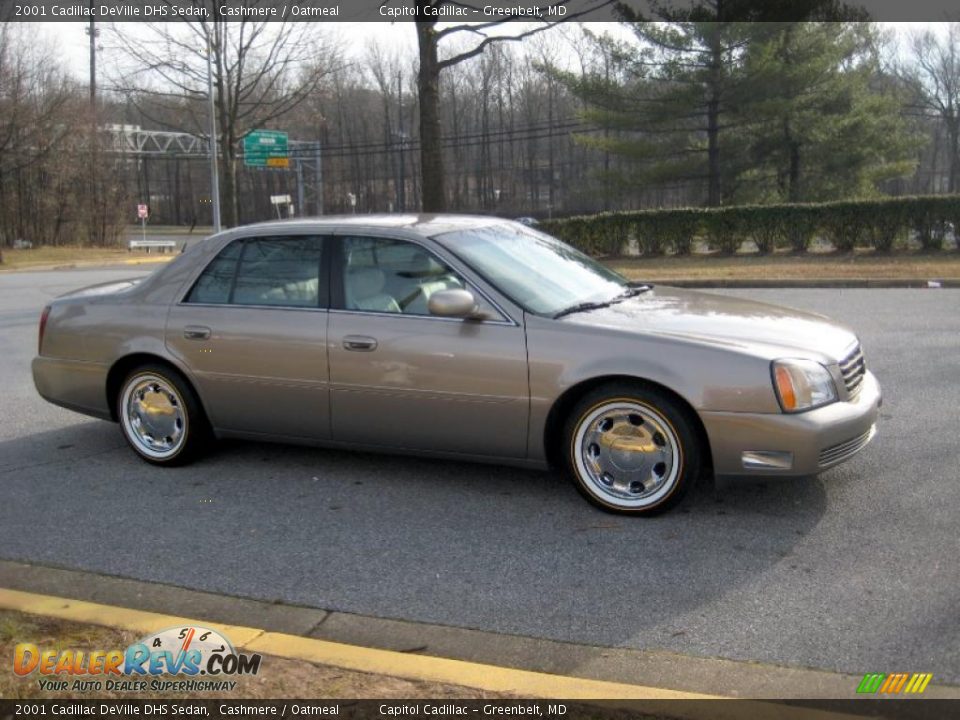 2001 Cadillac DeVille DHS Sedan Cashmere / Oatmeal Photo #5