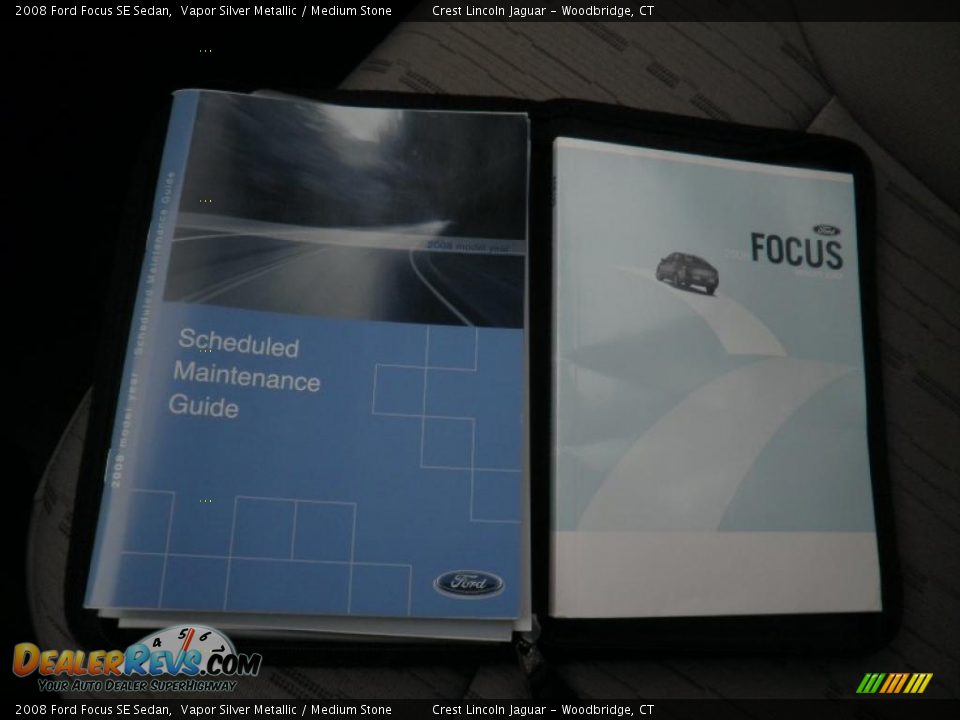 2008 Ford Focus SE Sedan Vapor Silver Metallic / Medium Stone Photo #12