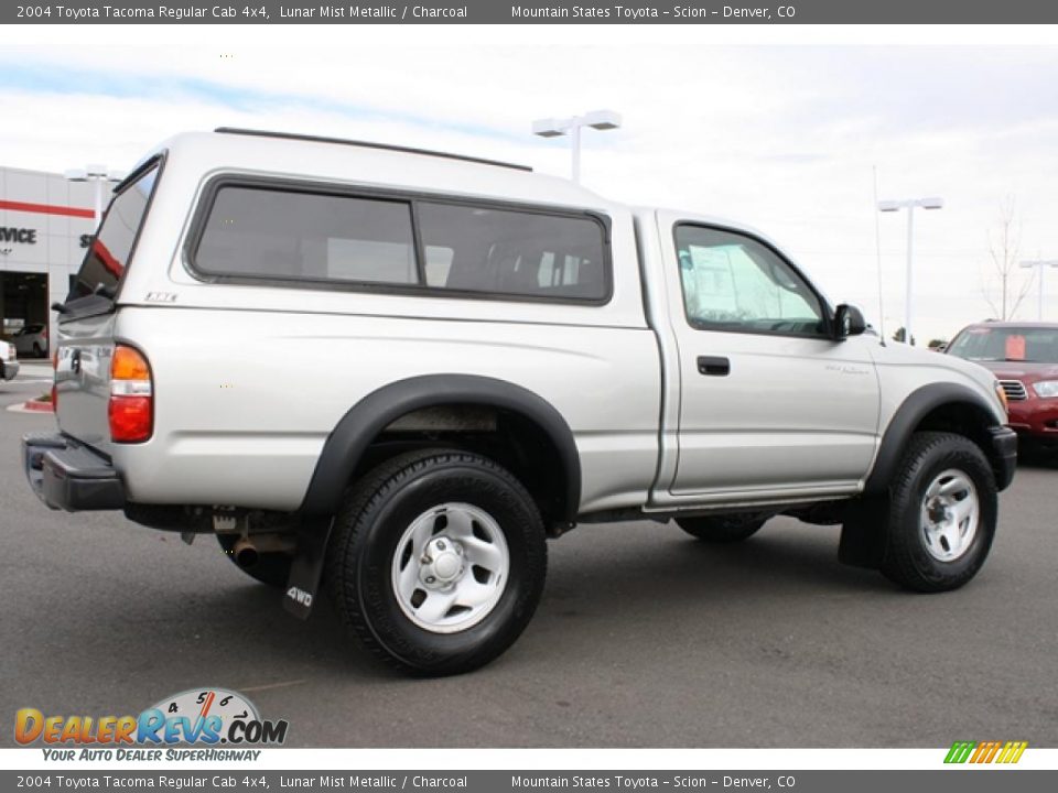 Lunar Mist Metallic 2004 Toyota Tacoma Regular Cab 4x4 Photo #2