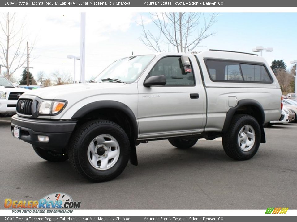 2004 Toyota Tacoma Regular Cab 4x4 Lunar Mist Metallic / Charcoal Photo #5