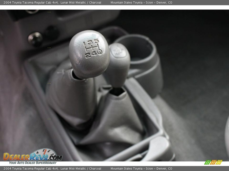 2004 Toyota Tacoma Regular Cab 4x4 Shifter Photo #20