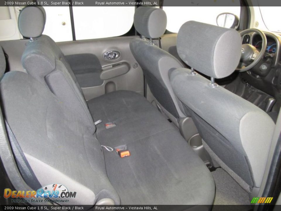 Black Interior - 2009 Nissan Cube 1.8 SL Photo #9
