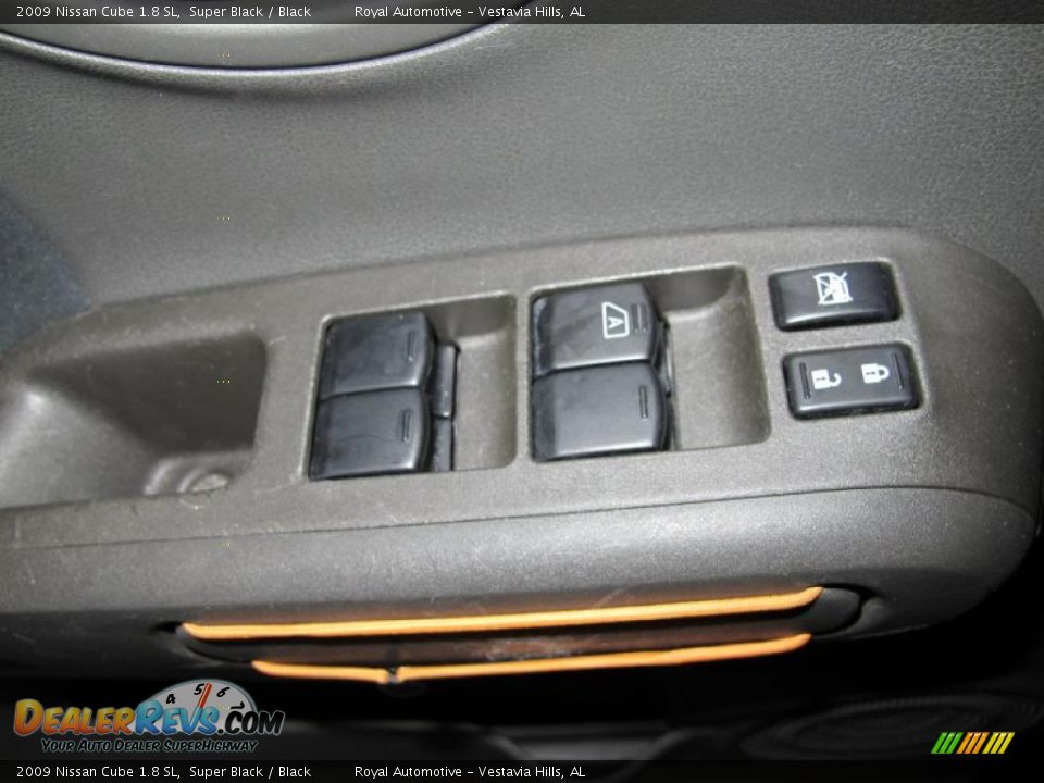 2009 Nissan Cube 1.8 SL Super Black / Black Photo #15