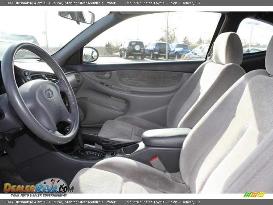 2004 Oldsmobile Alero GL1 Coupe Sterling Silver Metallic / Pewter Photo #9