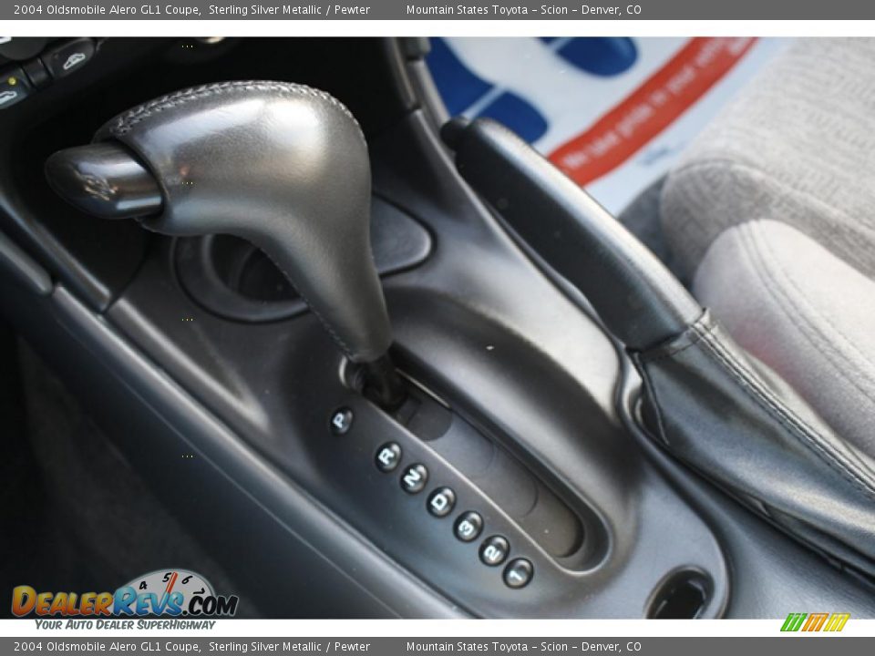 2004 Oldsmobile Alero GL1 Coupe Shifter Photo #20