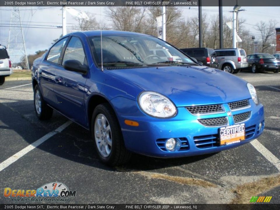 2005 Dodge Neon SXT Electric Blue Pearlcoat / Dark Slate Gray Photo #3