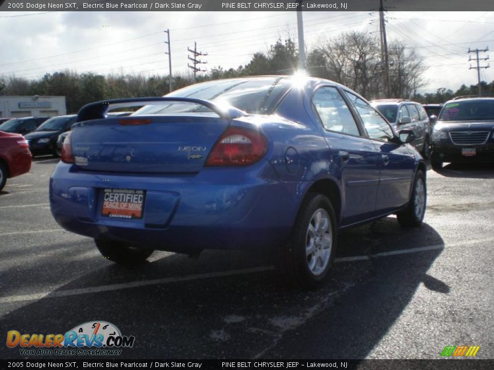 2005 Dodge Neon SXT Electric Blue Pearlcoat / Dark Slate Gray Photo #5