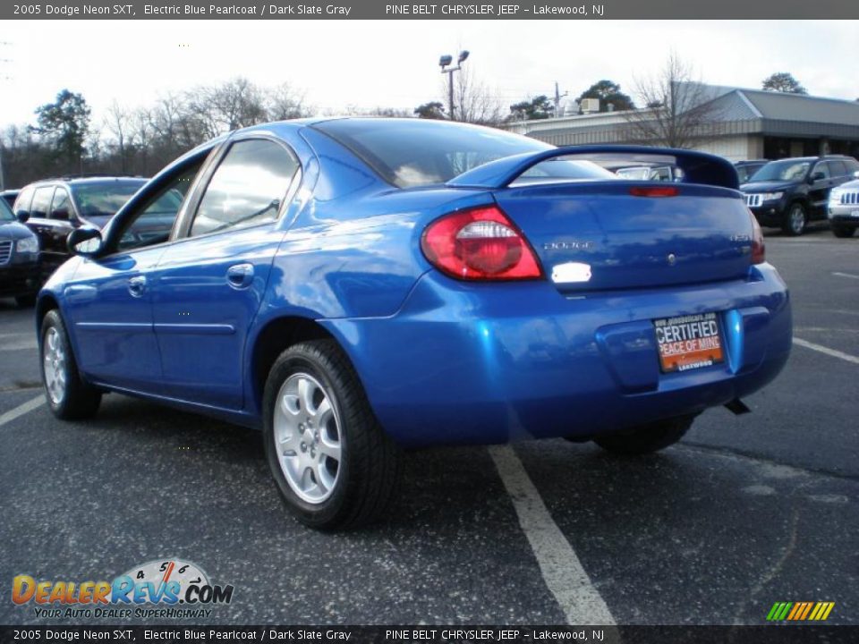 2005 Dodge Neon SXT Electric Blue Pearlcoat / Dark Slate Gray Photo #7