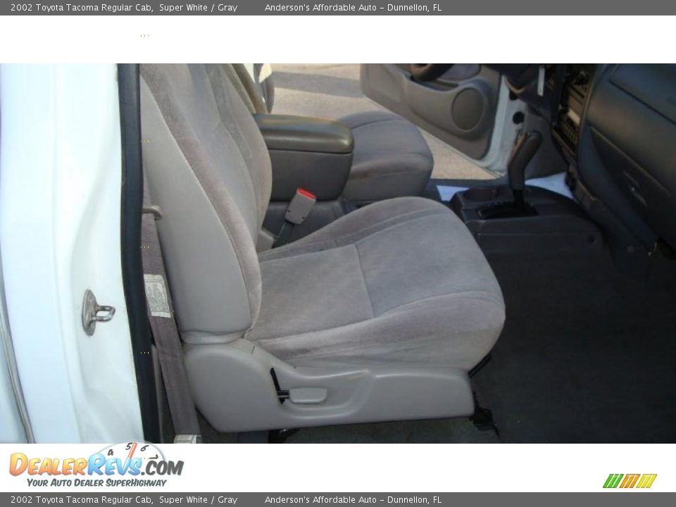 2002 Toyota Tacoma Regular Cab Super White / Gray Photo #14
