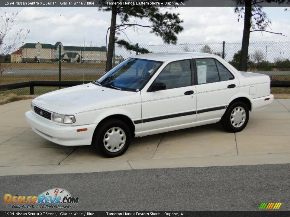 Glacier White 1994 Nissan Sentra XE Sedan Photo #10