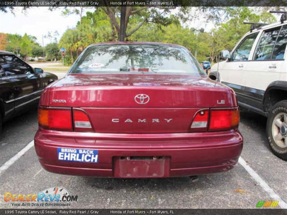 1996 Toyota Camry LE Sedan Ruby Red Pearl / Gray Photo #3