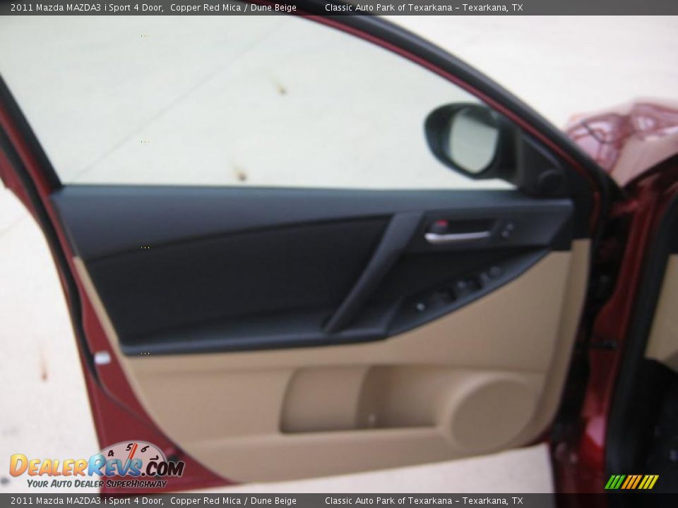 2011 Mazda MAZDA3 i Sport 4 Door Copper Red Mica / Dune Beige Photo #15