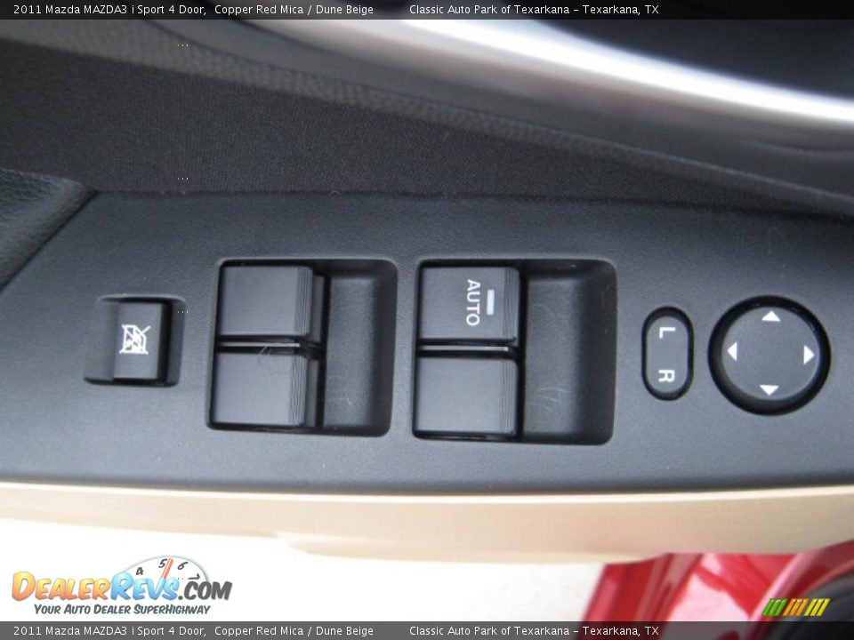 2011 Mazda MAZDA3 i Sport 4 Door Copper Red Mica / Dune Beige Photo #16