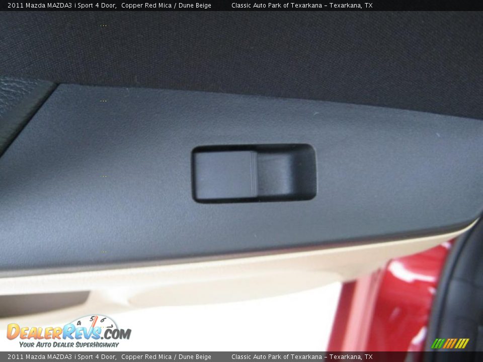 2011 Mazda MAZDA3 i Sport 4 Door Copper Red Mica / Dune Beige Photo #18