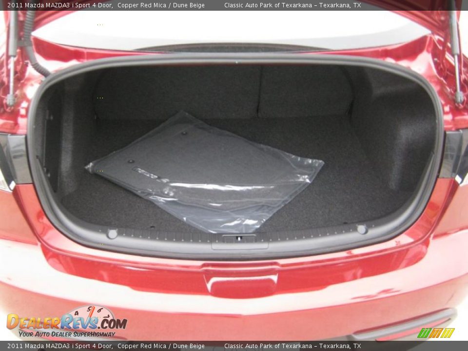 2011 Mazda MAZDA3 i Sport 4 Door Copper Red Mica / Dune Beige Photo #19