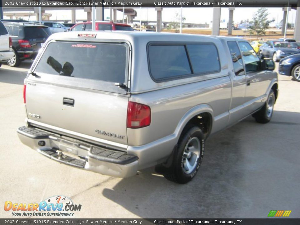 2002 Chevrolet S10 LS Extended Cab Light Pewter Metallic / Medium Gray Photo #5