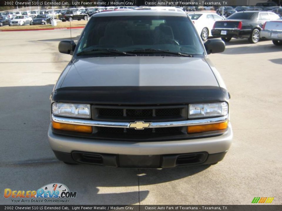 2002 Chevrolet S10 LS Extended Cab Light Pewter Metallic / Medium Gray Photo #8