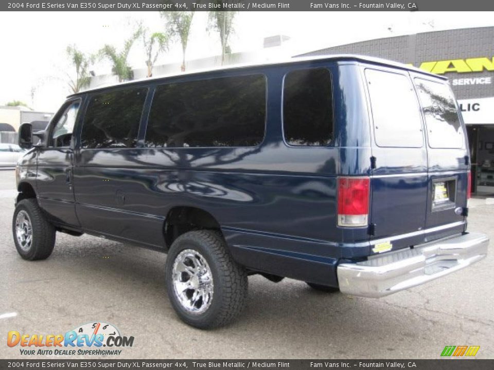 2004 Ford E Series Van E350 Super Duty XL Passenger 4x4 True Blue Metallic / Medium Flint Photo #4