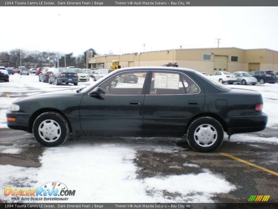 1994 Toyota Camry LE Sedan Dark Emerald Pearl / Beige Photo #8