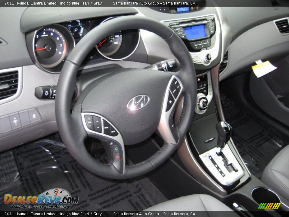 Gray Interior 2011 Hyundai Elantra Limited Photo 4