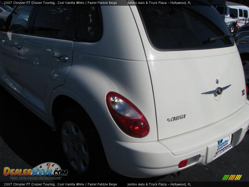 2007 Chrysler PT Cruiser Touring Cool Vanilla White / Pastel Pebble Beige Photo #6