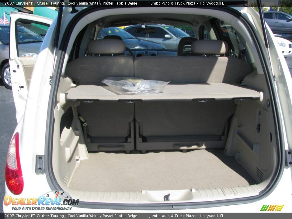 2007 Chrysler PT Cruiser Touring Trunk Photo #15