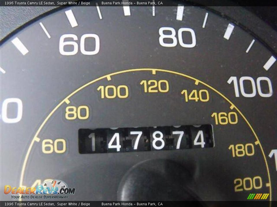 1996 Toyota Camry LE Sedan Super White / Beige Photo #22