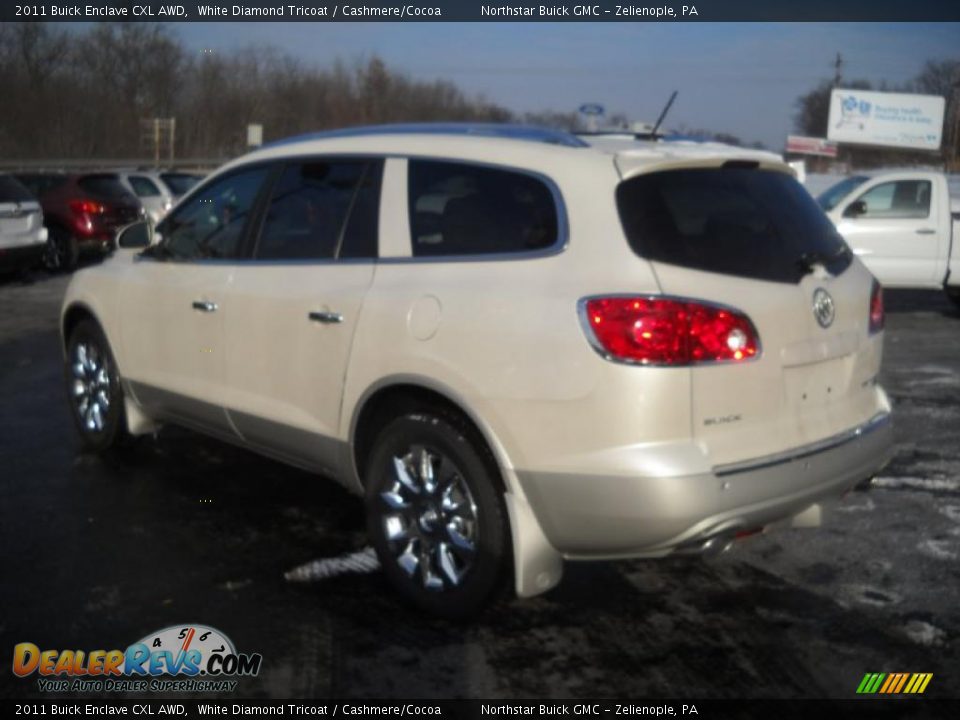 2011 Buick Enclave CXL AWD White Diamond Tricoat / Cashmere/Cocoa Photo #5